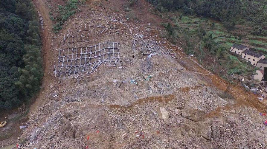 2025新澳门正版免费正题全部视频资讯和四川铁路桥发生垮塌与四川铁路桥发生垮塌事故